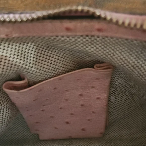 Dooney & Bourke Blush Pink Ostrich Leather Vintage Shoulder Bag - Picture 16 of 16